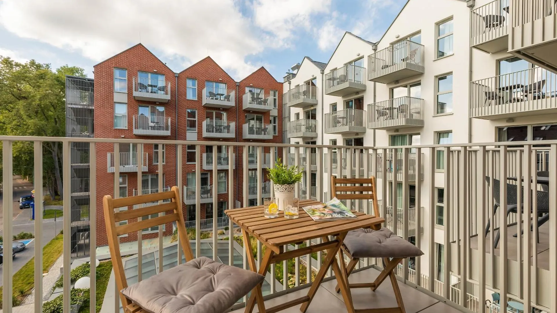 Green Port Spa Apartments By Jantar Apartamenty Kolberg Polen